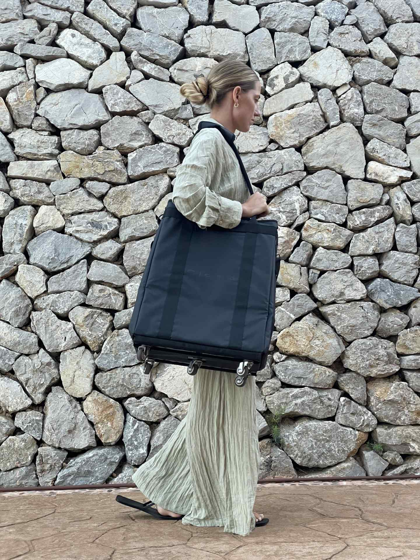 Wheeled Tote Bag 60L
